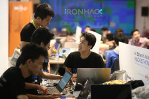 Học viên Ironhack Việt Nam học Coding Bootcamp